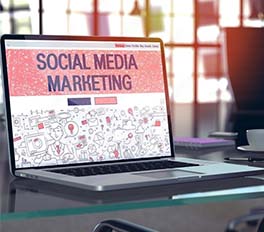 social media marketing on the screen of a laptop
